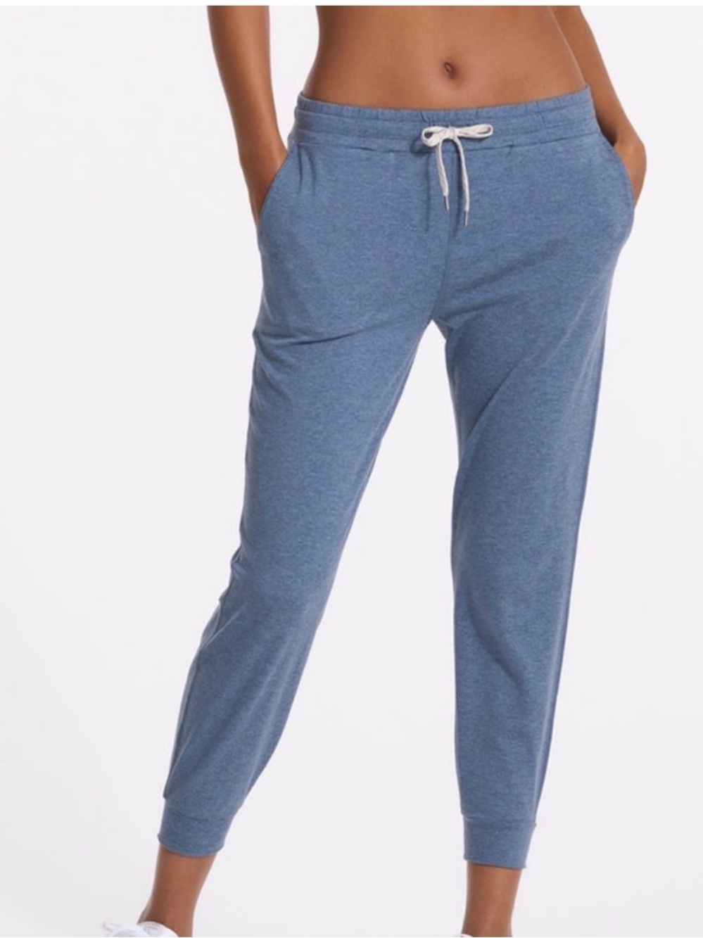 Vuori performance joggers in blue, XS, perfect condition